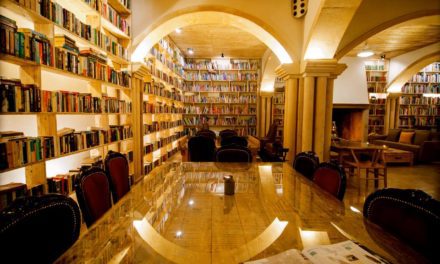 The  Literary Man Óbidos Hotel