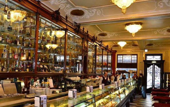 Pastelaria Versailles